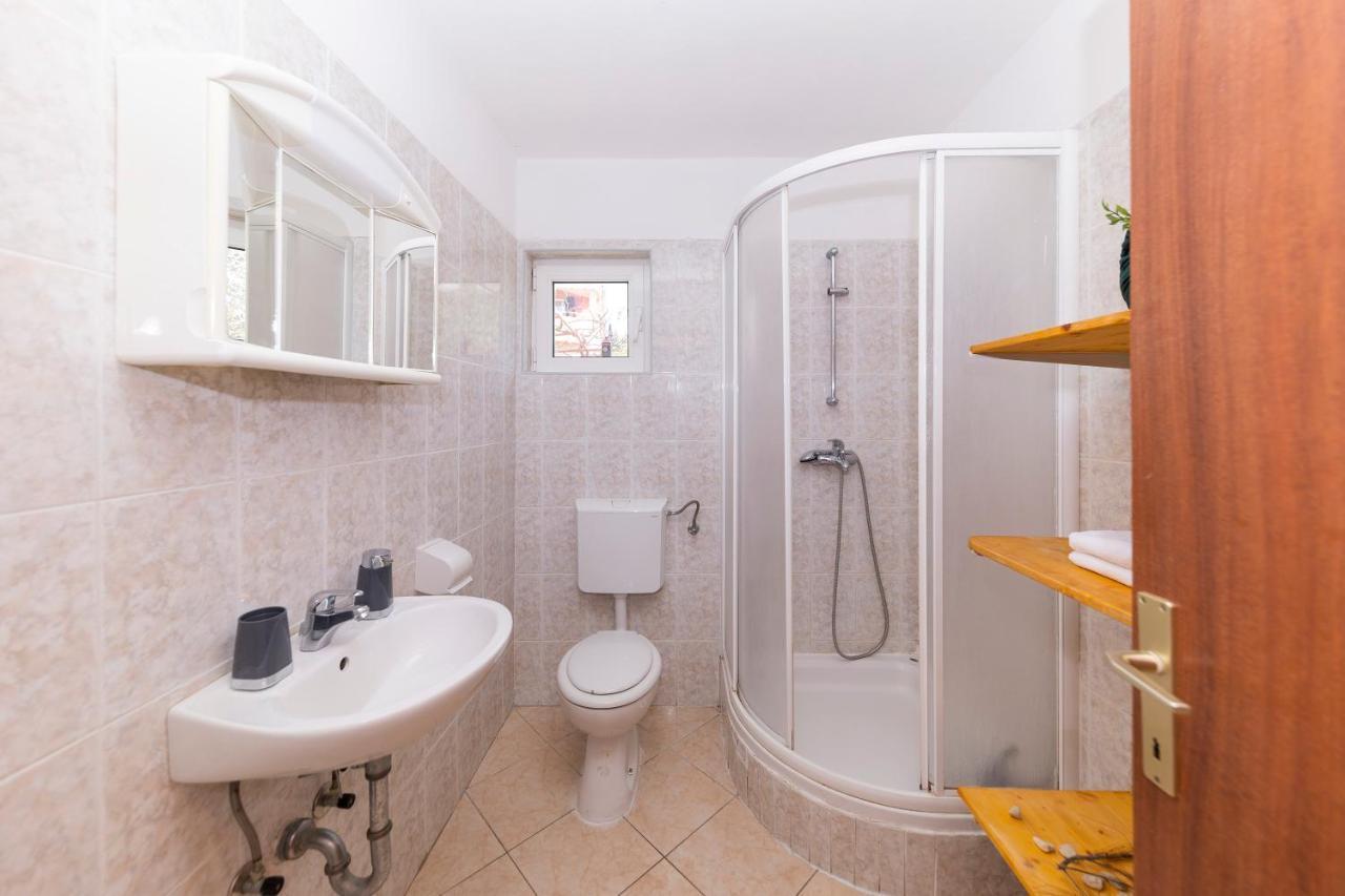 Apartments Seaside Bibinje Luaran gambar