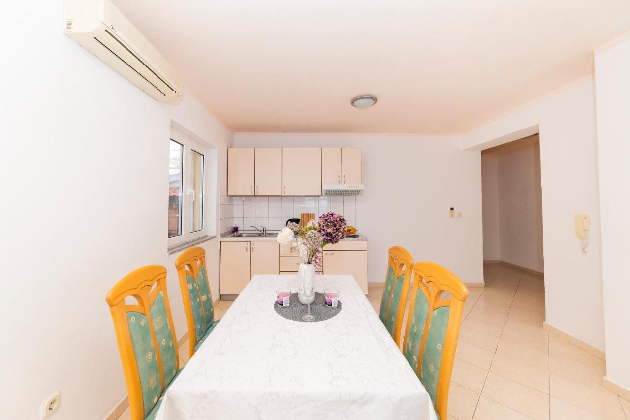 Apartments Seaside Bibinje Luaran gambar
