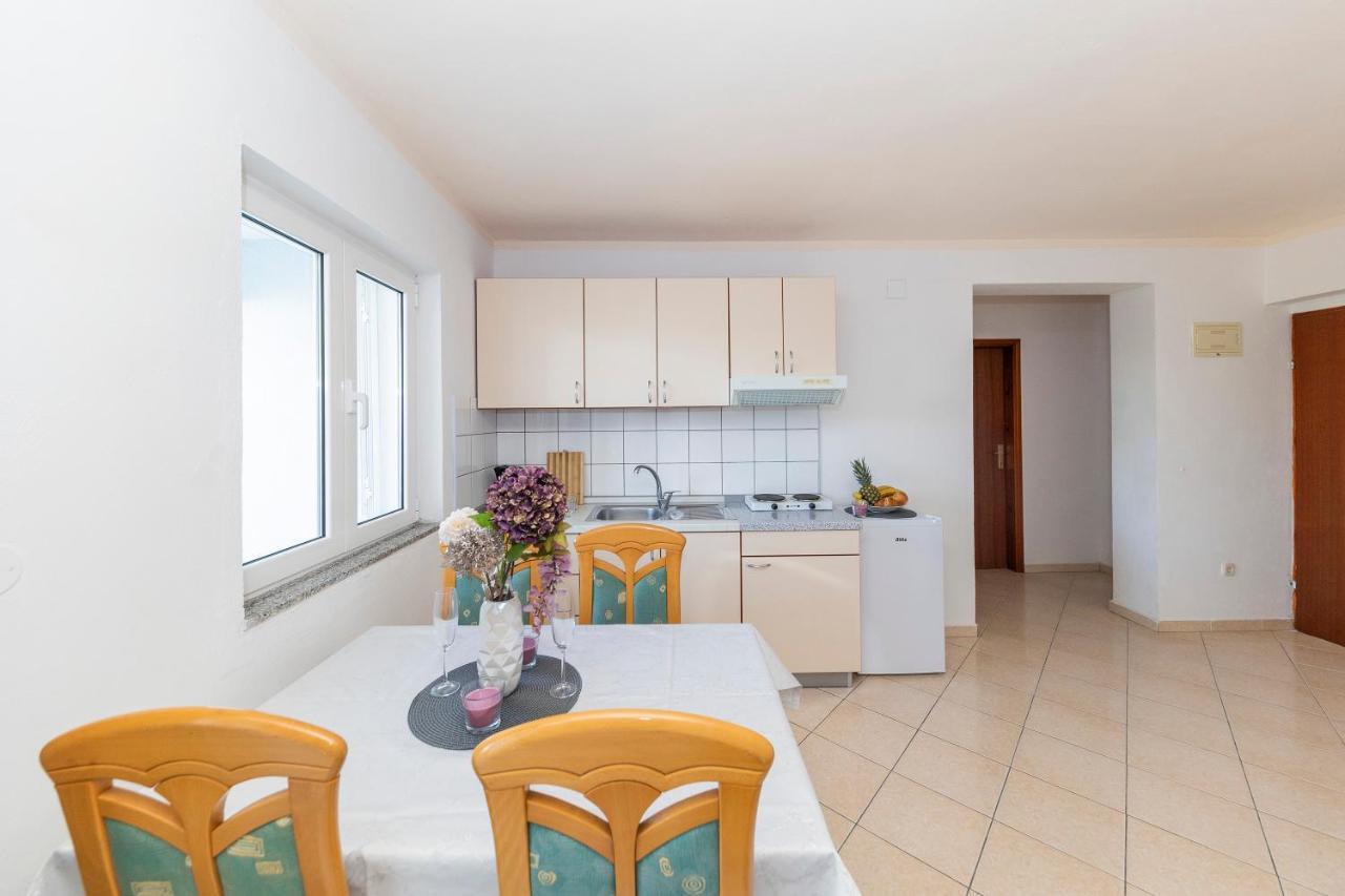 Apartments Seaside Bibinje Luaran gambar